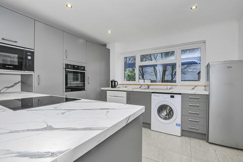 3 bedroom semi-detached house for sale, Colnbrook