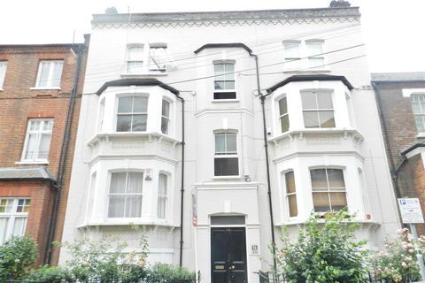 1 bedroom flat to rent, 19 Lurline Gardens, London SW11
