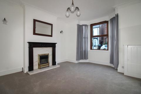 2 bedroom terraced house to rent, Bourne Street, Netherfield