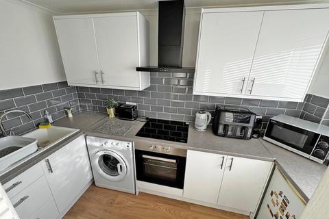 1 bedroom apartment for sale, Kingston Lane, Shoreham-by-Sea BN43