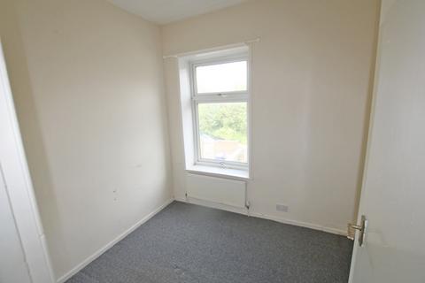 2 bedroom terraced house to rent, Whalley Road, Clayton Le Moors
