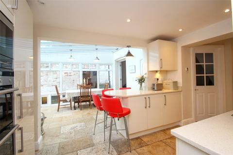 undefined, High Street, Hamble, Southampton, Hampshire, SO31