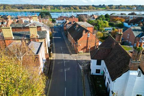 undefined, High Street, Hamble, Southampton, Hampshire, SO31