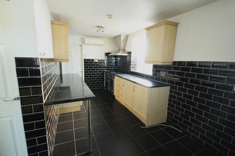 3 bedroom semi-detached house for sale, Pengwlady's Avenue, Connahs Quay, Deeside