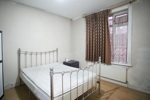 undefined, Rosslyn Crescent, HA12SA