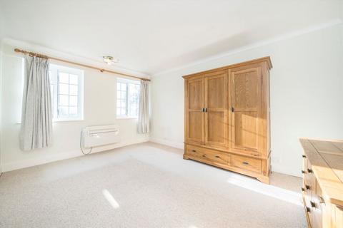 2 bedroom flat for sale, Goldhawk Road, London W6