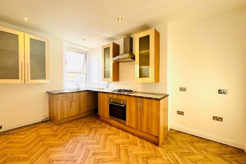 1 bedroom flat to rent, Pier Street, West Hoe
