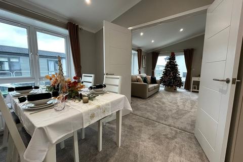 2 bedroom property for sale, The Image, Sandy Bay