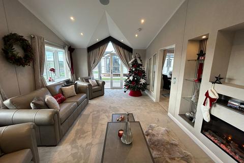 2 bedroom property for sale, The Kensington, Thorney Bay Road, Sandy Bay