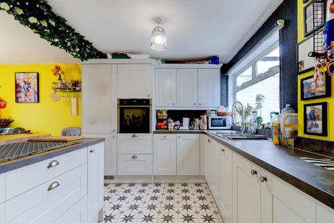 3 bedroom terraced house for sale, Shotfield Road, High Wycombe HP14