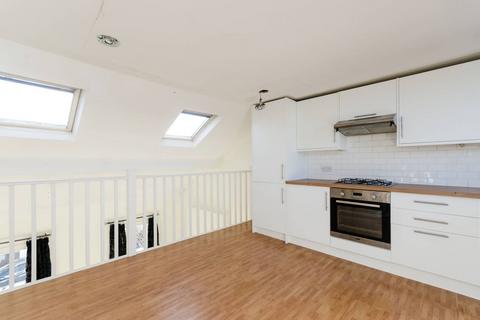 2 bedroom flat to rent, Prothero Road, Fulham Broadway, London, SW6