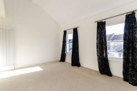 2 bedroom flat to rent, Prothero Road, Fulham Broadway, London, SW6