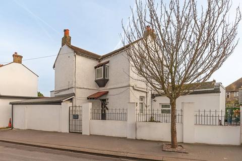 3 bedroom detached house to rent, Raymead Avenue, Thornton Heath, CR7