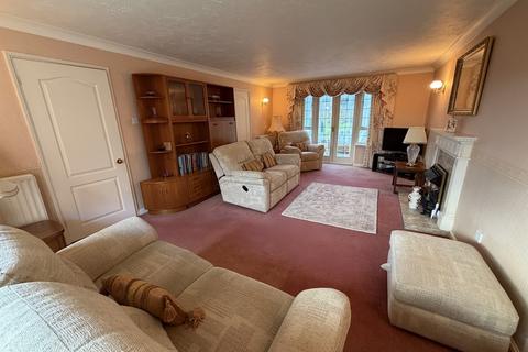 4 bedroom detached house for sale, Langtree Avenue, Solihull B91