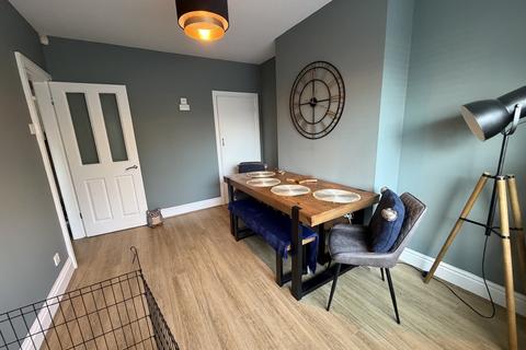 2 bedroom semi-detached house for sale, Lincoln Road North, Solihull B27
