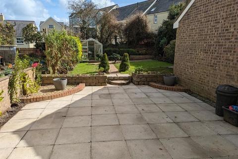 3 bedroom detached house to rent, Polmennor Road, Falmouth TR11