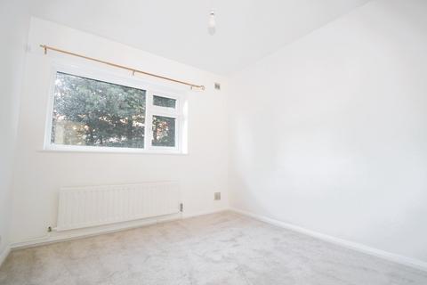 2 bedroom apartment to rent, Kingswood Road, Bromley