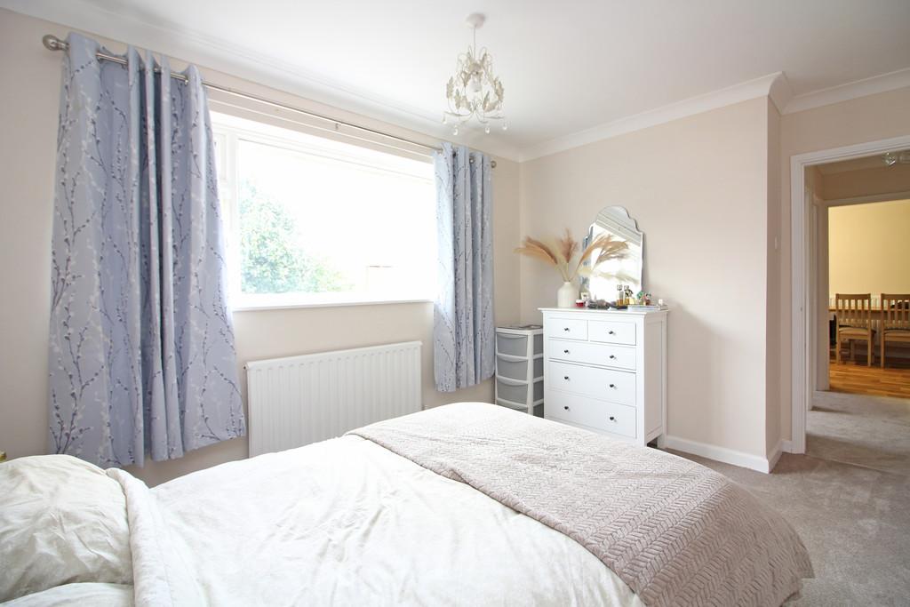 Bed2
