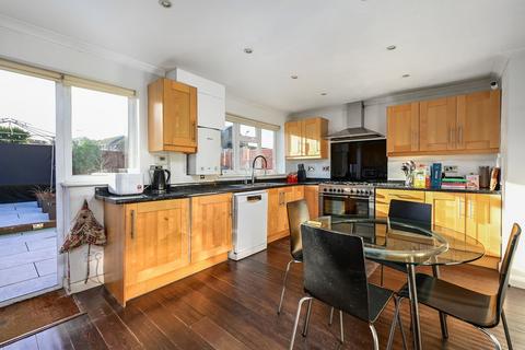 undefined, Shelley Walk, Yateley GU46