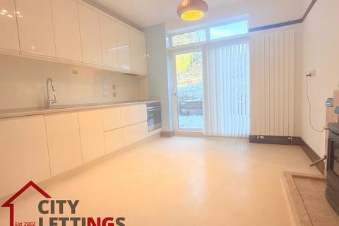 3 bedroom detached house to rent, Hucknal Road