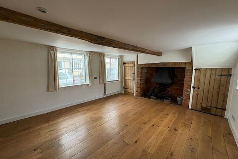 4 bedroom detached house to rent, High Street, Baldock SG7