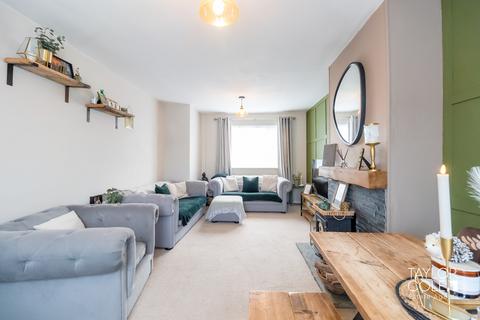 3 bedroom terraced house for sale, Wordsworth Avenue, Tamworth
