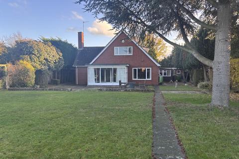 4 bedroom detached house to rent, Newmarket Road, Cambridge CB25