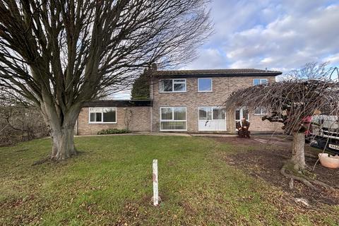 5 bedroom detached house to rent, Cabbage Moor, Cambridge CB22