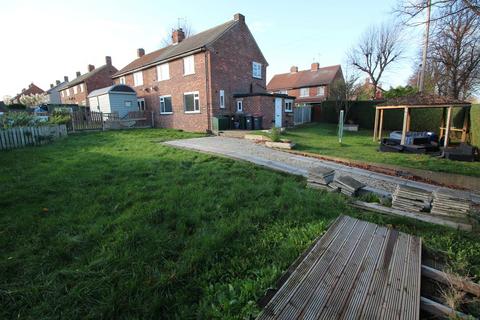 3 bedroom semi-detached house to rent, Central Avenue, Mexborough S64