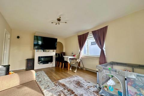 3 bedroom detached bungalow for sale, Barons Way, Kingsthorpe Village, Northampton NN2