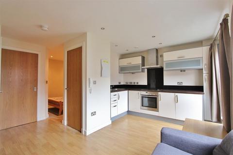 Studio to rent, St. Georges Walk, Sheffield, S3 7AP