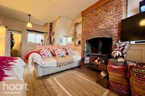 undefined, Lynch Hill, Kensworth