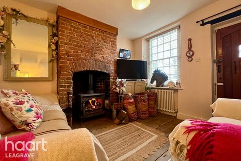 undefined, Lynch Hill, Kensworth