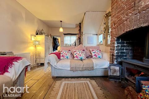 undefined, Lynch Hill, Kensworth