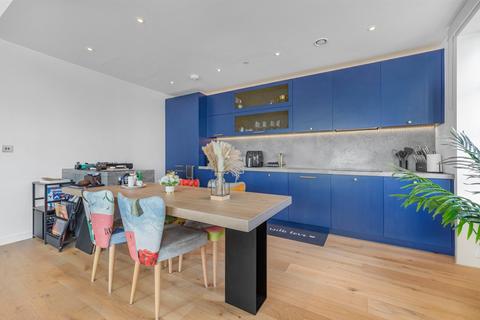 2 bedroom flat to rent, Agar House, Goodluck Hope 79 Orchard Place, London