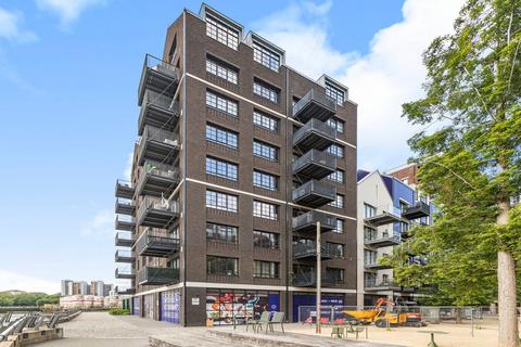2 bedroom flat to rent, Agar House, Goodluck Hope 79 Orchard Place, London