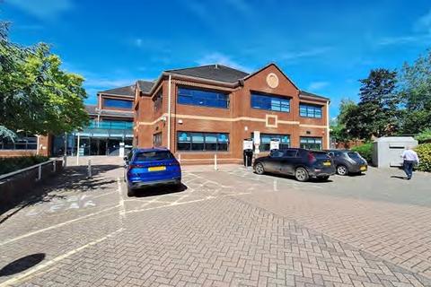 Office to rent, Belvedere Rd Taunton TA1 1HE