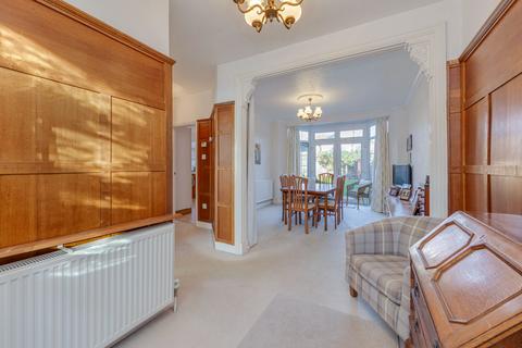 3 bedroom semi-detached house for sale, London N14