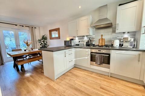 3 bedroom semi-detached house for sale, Plantation Way, Torquay