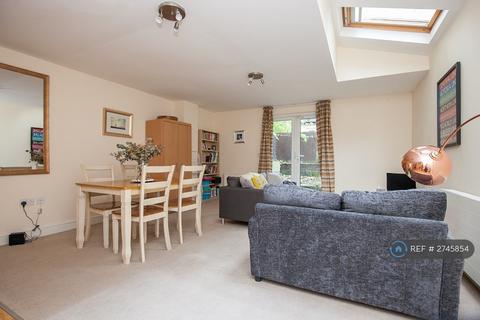 2 bedroom flat to rent, Leander Road, London, SW2