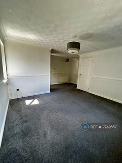 2 bedroom flat to rent, Morley, Leeds, LS27