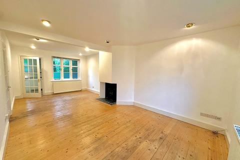 2 bedroom cottage to rent, Wordsworth Walk, Hampstead Garden Suburb, NW11