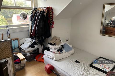 2 bedroom flat to rent, Thistlewaite Road, London, E5