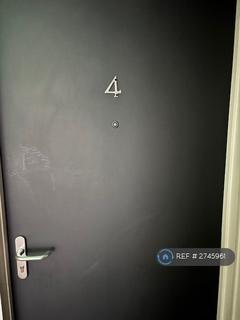 2 bedroom flat to rent, Royal Court, Nottingham, NG5