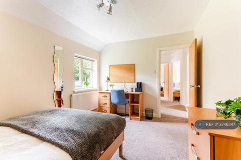 6 bedroom terraced house to rent, The Crescent, Brighton, BN2