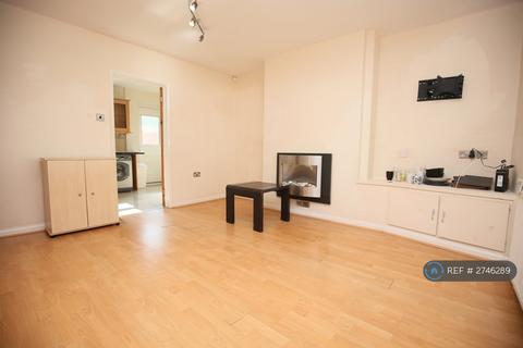 2 bedroom terraced house to rent, Harper Road, Coventry, CV1