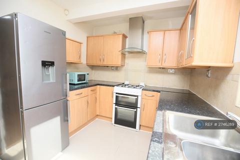 2 bedroom terraced house to rent, Harper Road, Coventry, CV1