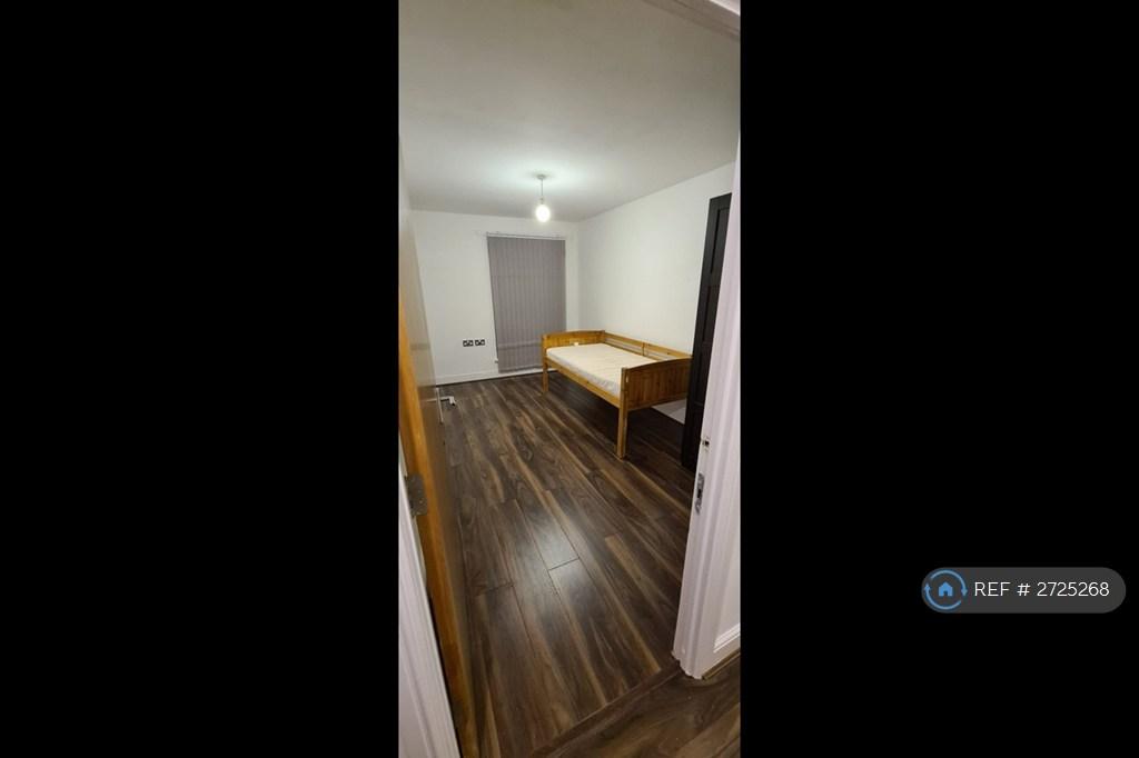 2 Bed Room Double. No Bed Now