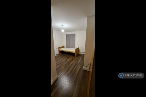 2 bedroom flat to rent, Serenity Close, Harrow, HA2
