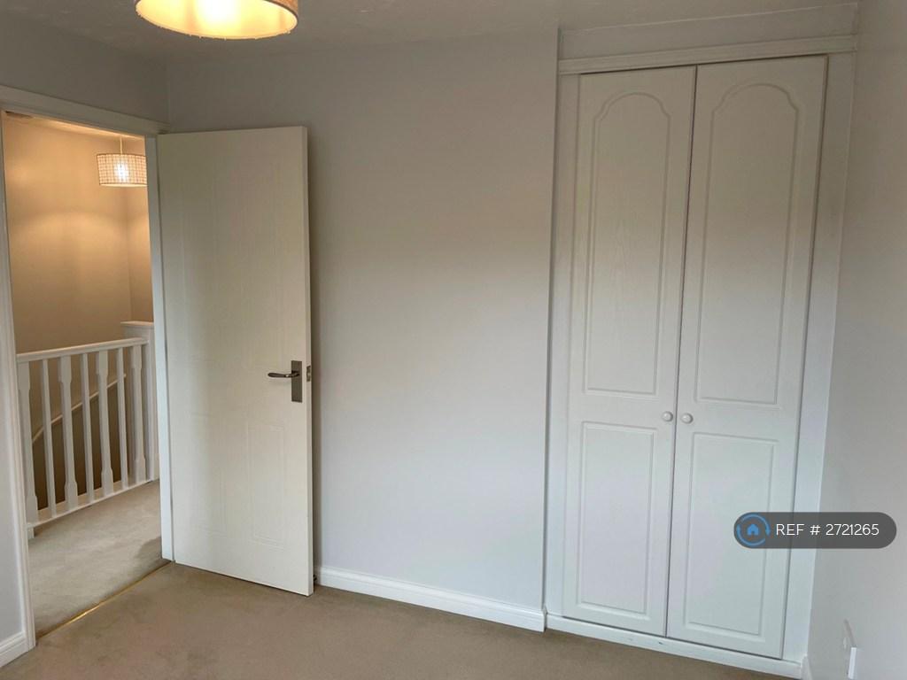 Bedroom 2 With Built In Wardrobe